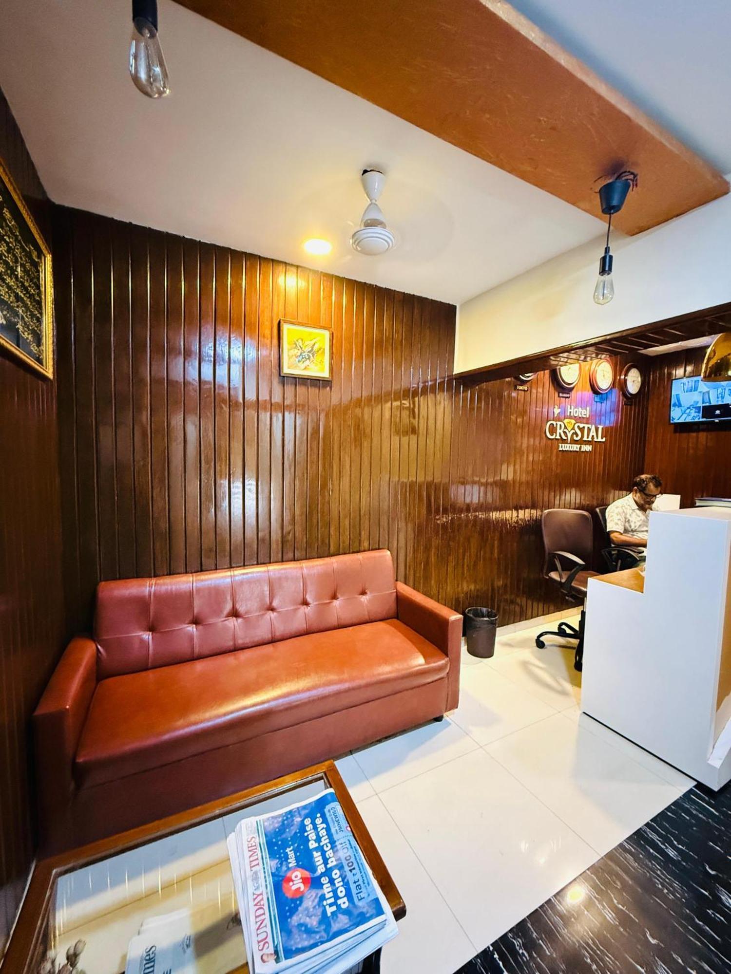 Hotel Crystal Luxury Inn- Bandra Mumbai Dış mekan fotoğraf