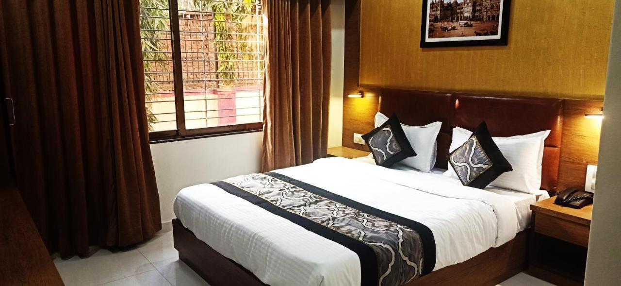 Hotel Crystal Luxury Inn- Bandra Mumbai Dış mekan fotoğraf